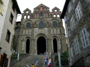 Fine della salita alla cattedrale Puy