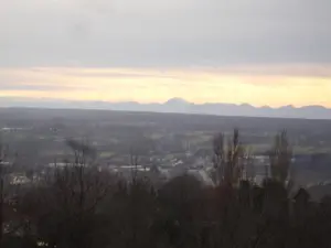 De Auvergne vulkanen gezien vanaf Vernet