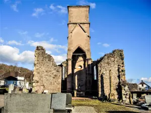 Ruines de l'ancienne église Saint-Blaise (© J.E)