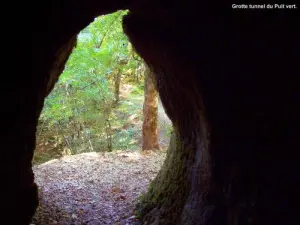 Tunnel naturel du puits vert