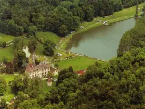 Abbaye de Mortemer, vue du ciel