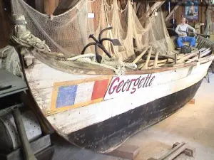 La pinasse Georgette exposée au musée Vieilles Landes