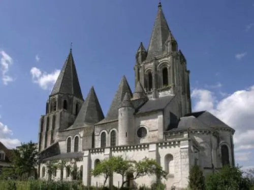 Stiftskirche Saint-Ours - Monument in Loches