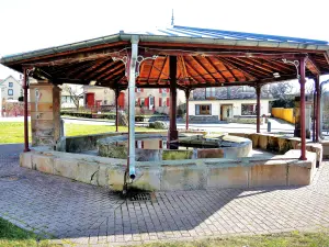 fuente centro del pueblo (© Jean Espirat)