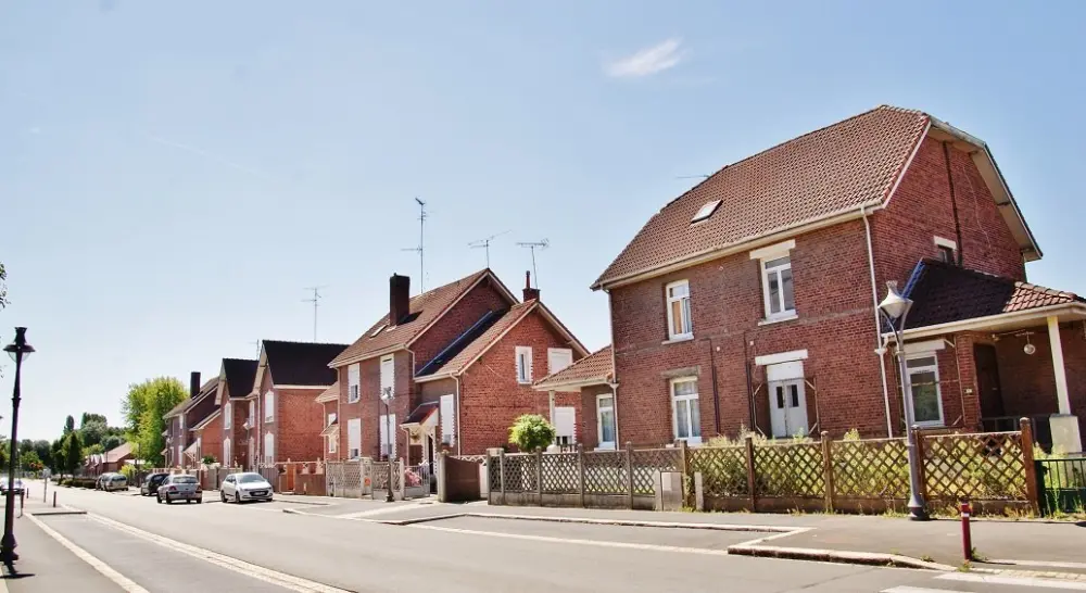 Photos Lourches Tourism, Holidays & Weekends