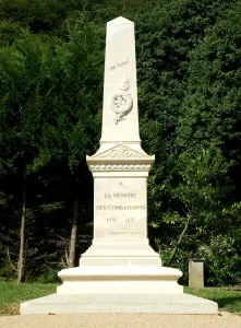 O memorial de guerra cantonal da Guerra Franco-Prussiana de 1870-1871, inaugurado em 1909