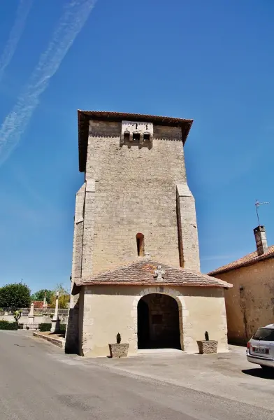 Église Saint-Eutrope - Monument à Lusignac