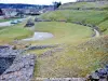 East View of the ruins of the Roman theater (© Jean Espirat)