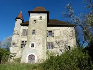 Château de Vons, propriété privée en cours de rénovation