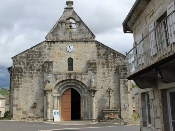 Menet - Guida turismo, vacanze e weekend nel Cantal