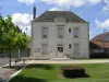 La mairie de Méry-sur-Cher
