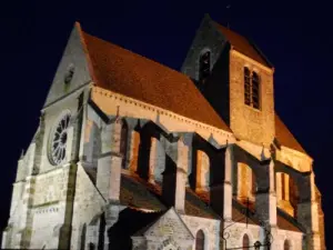 Église de Mézy-Moulins de nuit