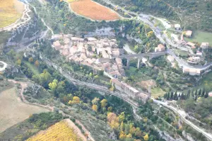 Minerve, Katharen stad