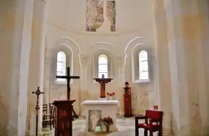 Intérieur de l'église Sainte-Madeleine
