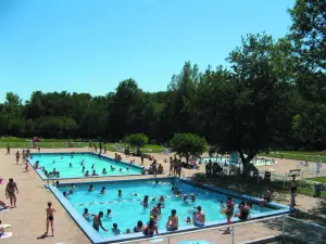 Piscine de la base de loisirs de Bouconne