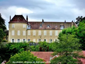 Schloss des siebzehnten Jahrhunderts sah die Brücke über den Ognon (© JE)