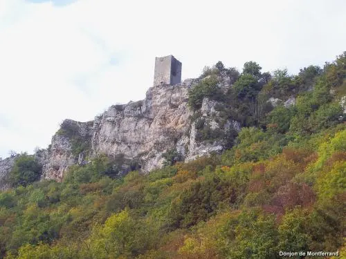 城のMontferrand-le-Château - モニュメントのMontferrand-le-Château