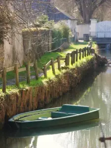 Schöner Spaziergang am Rande des Indrois