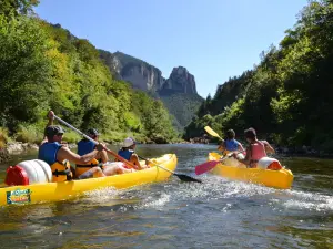 Kanovaren in Gorges du Tarn (© Soleilo)