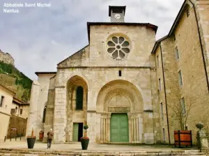 Abbatiale Saint-Michel de Nantua (© J.E)