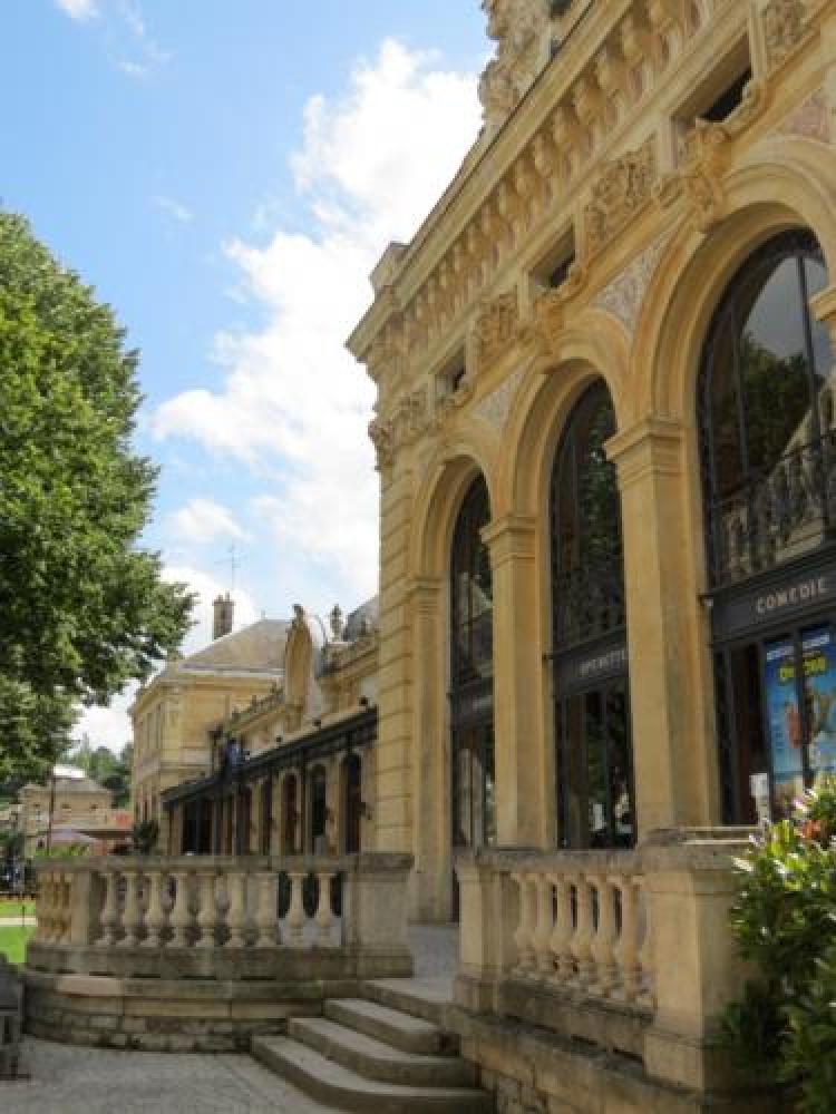 Photos NérislesBains Guide Tourisme & Vacances