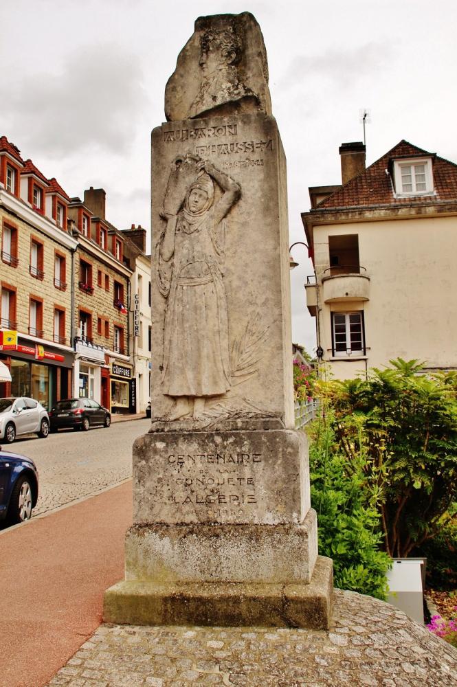 Photos - Neufchâtel-en-Bray - Tourisme, Vacances & Week-end