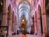 Nevers - Intérieur de la cathédrale Saint-Cyr-et-Sainte-Julitte