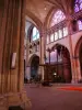 Nevers - Intérieur de la cathédrale Saint-Cyr-et-Sainte-Julitte