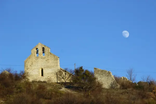 Iglesia del Vieux Noyers - Monumento en Noyers-sur-Jabron