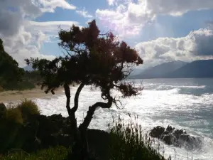 Plage de Scodi-Neri en pleine tempête