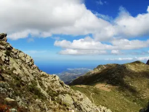 vistas Tolu Monte en L'Ile Rousse y los Agriates