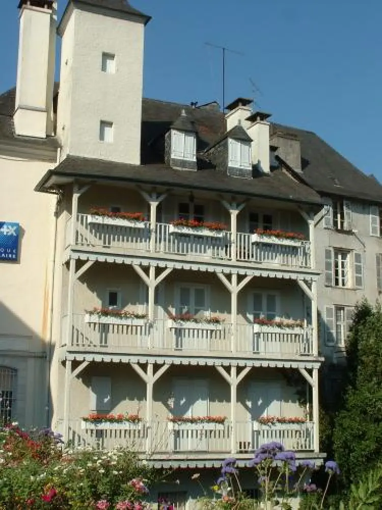 Oloron-Sainte-Marie - Facciate sul Ossau