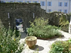 Herencia Jardín medieval de Oloron-Sainte-Marie