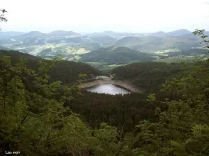 Lac Noir, gezien vanaf het nokpad (© JE)