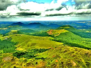 Panorama norte, en el Puy de Pariou (© J.E)