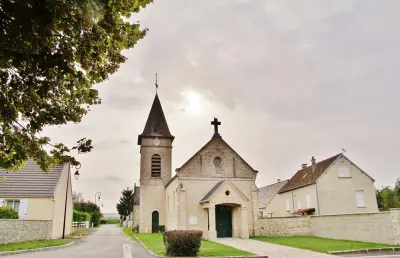 OslyCourtil Tourism, Holidays & Weekends