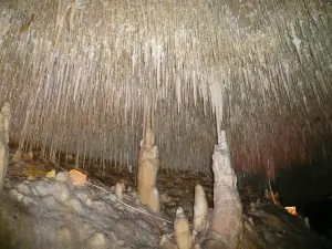 クーニャックの洞窟
