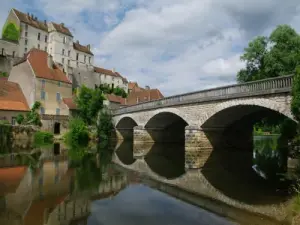 Ponte Ognon a Pesmes