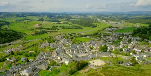 Peyre en Aubrac - Guida turismo, vacanze e weekend nella Lozère