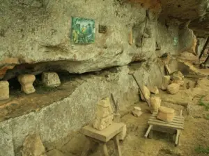 Cave dwelling: Medieval building site