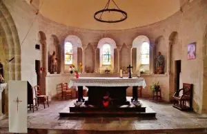 O interior da igreja