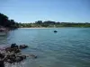 Keryvon Bay, Pleumeur-Bodou