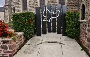 Monterrein - El monumento a los muertos.