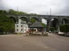 Viaducto de la Ligne Paris - Brest - Monumento en Plouigneau