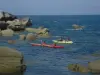 Plounéour-Brignogan-plages - Kayaks plage du Phare : balades fabuleuses dans les paysages rocheux changeants