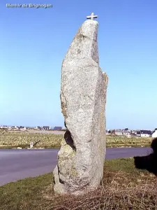 Menhir de Men Marz (© J.E)