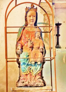陛下の聖母 -  Mouthier-le-Vieillardの聖母（©Jean Espirat）