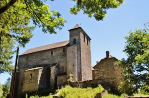 Die Saint-Georges Kirche aus dem 12. Jahrhundert