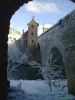 Ponte Rouméjon e la torre sotto la neve