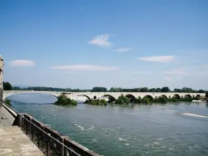 Pont sur le Rhône